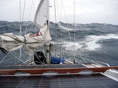 Leon de Mar läuft 8 Knoten mit drei Quadratmetern Segelfläche